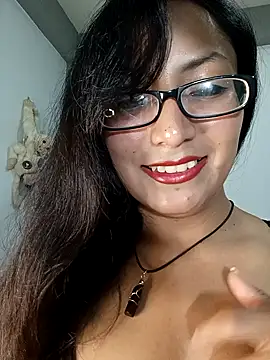 Lucy Chery online show from March 5, 2026, 12:29 am