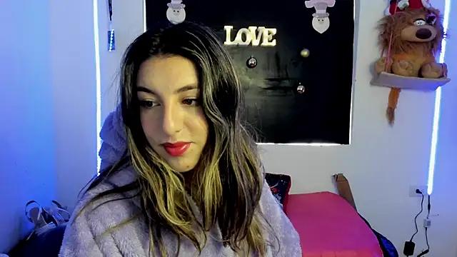 queen-natty online show from December 7, 2024, 12:29 pm