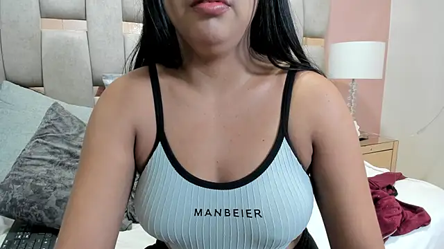 Snapshot of nicole_fisherr chatting on November 8, 2025, 5:00 am nicole fisherr online show from November 8, 2025, 5:00 am