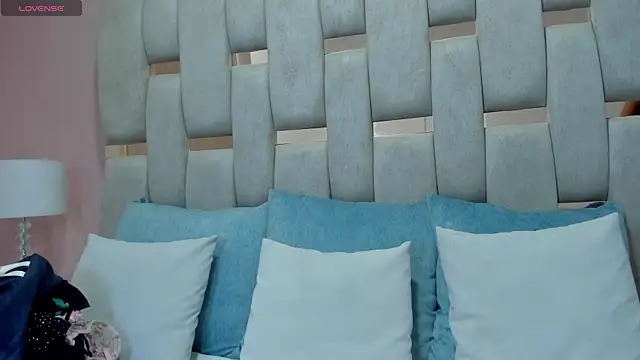 nicole fisherr online show from January 13, 2026, 5:33 am