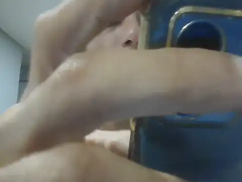 Hermestrino666 online show from May 5, 2026, 2:58 am