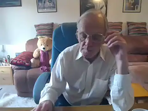 Snapshot of Ferret7777 chatting on May 17, 2026, 11:32 am Ferret7777 online show from May 17, 2026, 11:32 am