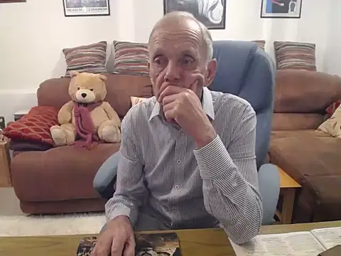 Ferret7777 online show from November 11, 2025, 8:14 pm