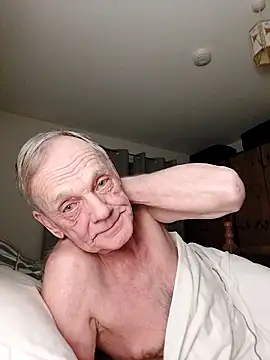 Snapshot of Ferret7777 chatting on February 16, 2026, 12:31 am Ferret7777 online show from February 16, 2026, 12:31 am