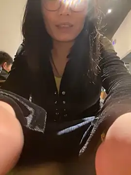 Bella0815 online show from February 1, 2026, 8:56 am