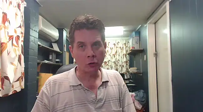 tilobinder online show from March 21, 2025, 3:13 pm