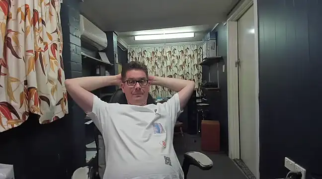 tilobinder online show from December 13, 2024, 6:27 pm