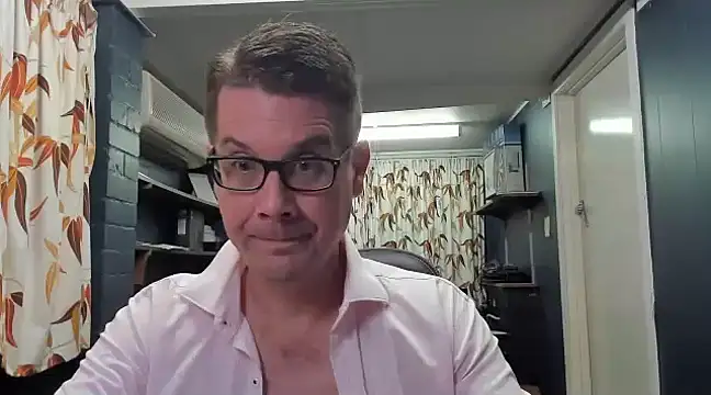 tilobinder online show from December 14, 2024, 4:19 pm