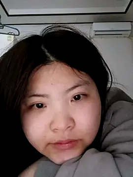 hello098712 online show from March 9, 2025, 7:12 am