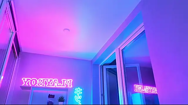 CutiePie3 online show from March 12, 2026, 6:23 pm