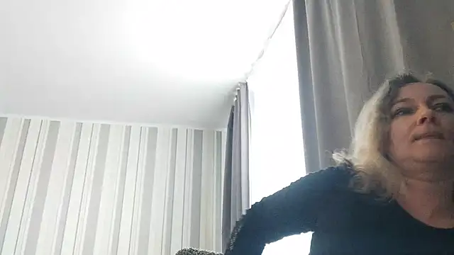 EdithManning online show from January 17, 2026, 12:42 pm