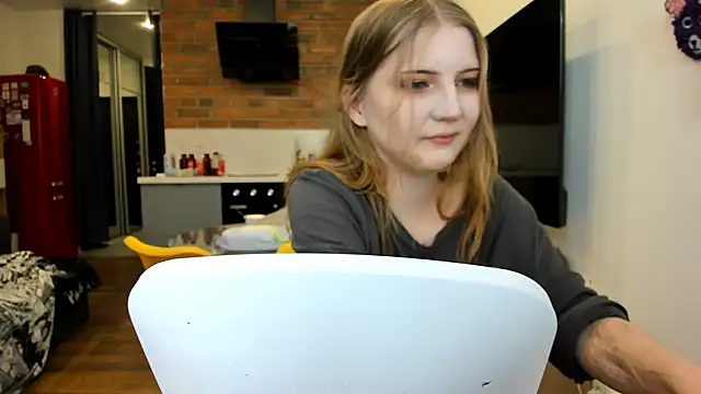 Snapshot of princessaalicc chatting on February 17, 2025, 11:13 am princessaalicc online show from February 17, 2025, 11:13 am