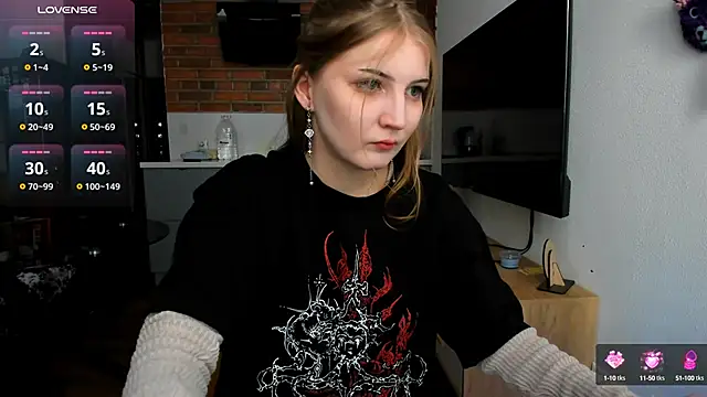 Snapshot of princessaalicc chatting on February 25, 2025, 10:48 am princessaalicc online show from February 25, 2025, 10:48 am