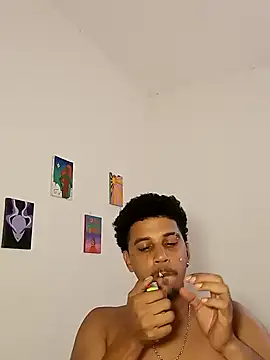 gugao666 online show from December 8, 2024, 4:44 am
