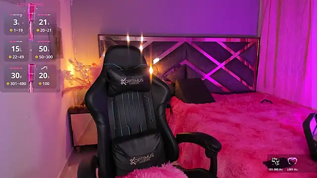 Cherry zayden  online show from February 11, 2026, 8:41 pm