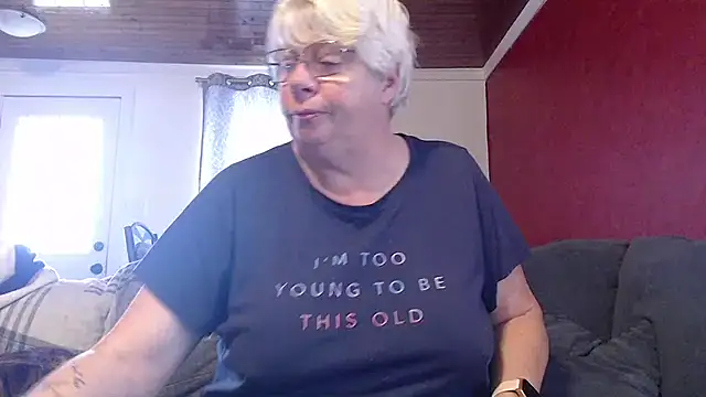 Snapshot of canadiancougar1965 chatting on November 13, 2025, 12:53 pm canadiancougar1965 online show from November 13, 2025, 12:53 pm