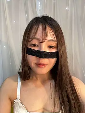 Snapshot of miumiu_0304 chatting on October 18, 2025, 6:04 am miumiu 0304 online show from October 18, 2025, 6:04 am