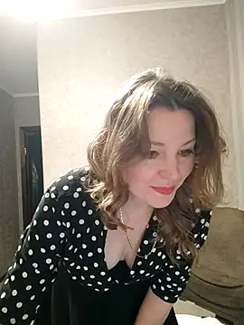 Snapshot of VselenaSun402 chatting on March 6, 2025, 10:41 am VselenaSun402 online show from March 6, 2025, 10:41 am