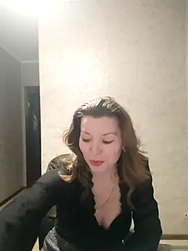 Snapshot of VselenaSun402 chatting on February 24, 2025, 9:43 am VselenaSun402 online show from February 24, 2025, 9:43 am