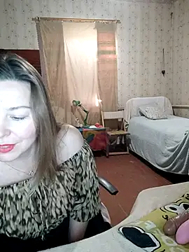 VselenaSun402 online show from October 22, 2025, 10:36 am