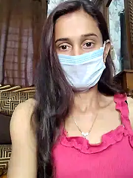Snapshot of Oleevia chatting on February 10, 2025, 3:24 am Oleevia online show from February 10, 2025, 3:24 am