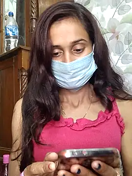 Snapshot of Oleevia chatting on February 22, 2025, 3:36 pm Oleevia online show from February 22, 2025, 3:36 pm