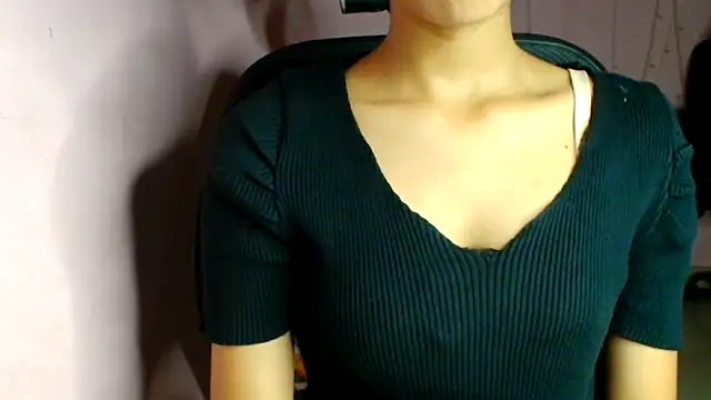Snapshot of Chandani-Love chatting on May 18, 2026, 9:58 am Chandani-Love online show from May 18, 2026, 9:58 am
