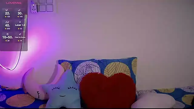 Snapshot of Snappy_girl chatting on December 1, 2025, 8:26 am Snappy girl online show from December 1, 2025, 8:26 am