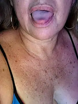 Snapshot of Kasandra_Ho chatting on February 20, 2026, 3:25 am Kasandra Ho online show from February 20, 2026, 3:25 am