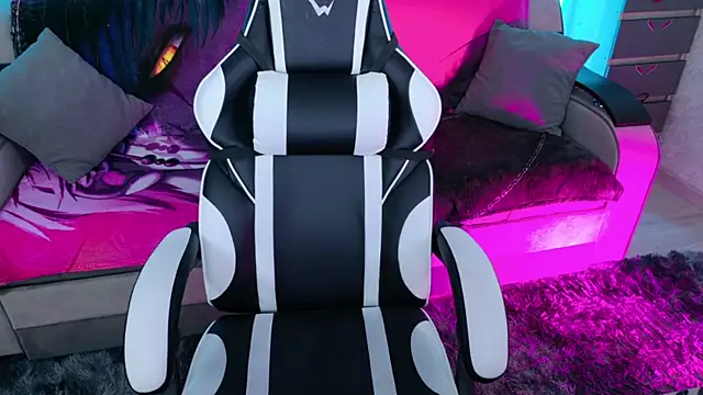 Snapshot of Aurora_Natsuki chatting on November 30, 2025, 10:27 am Aurora Natsuki online show from November 30, 2025, 10:27 am