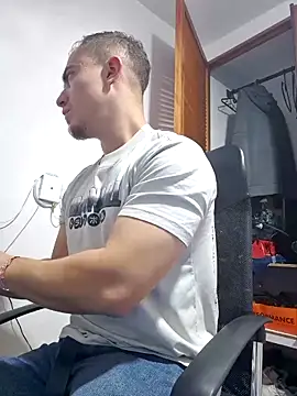 dragon1006 online show from March 8, 2026, 10:57 pm