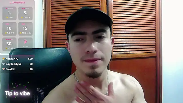 Snapshot of dragon1006 chatting on June 2, 2026, 9:09 am dragon1006 online show from June 2, 2026, 9:09 am