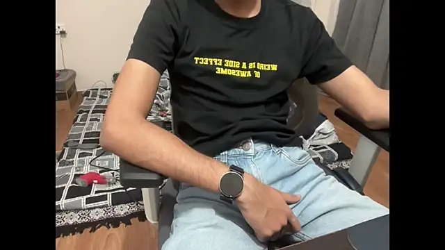 Snapshot of meatycronn chatting on March 10, 2026, 5:39 pm meatycronn online show from March 10, 2026, 5:39 pm