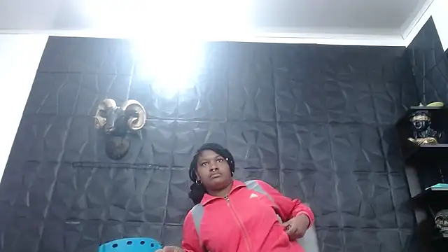 Snapshot of Hanna_Fox_69 chatting on October 29, 2025, 11:31 am Hanna Fox 69 online show from October 29, 2025, 11:31 am