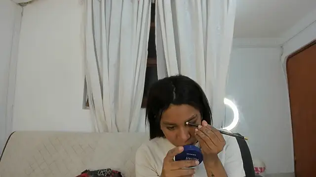 Snapshot of Fernanda_brown18 chatting on October 27, 2025, 9:16 pm Fernanda brown18 online show from October 27, 2025, 9:16 pm