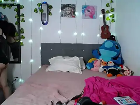 Caitlynwheler online show from January 15, 2025, 11:40 pm