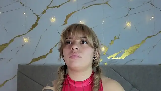 Snapshot of agatha_97_ chatting on October 2, 2025, 5:22 am agatha 97 online show from October 2, 2025, 5:22 am
