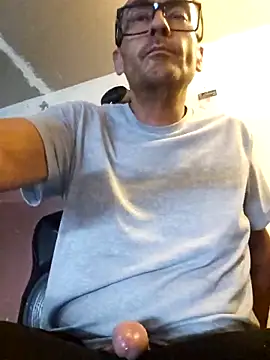 Pumpndeep online show from October 23, 2025, 9:02 pm