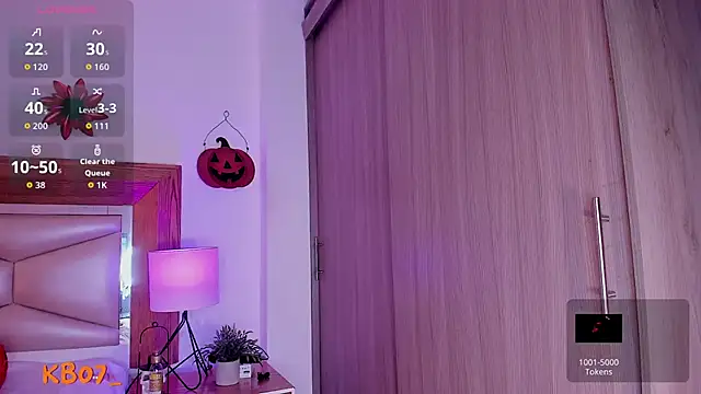 kimberly latin online show from November 13, 2025, 6:12 pm