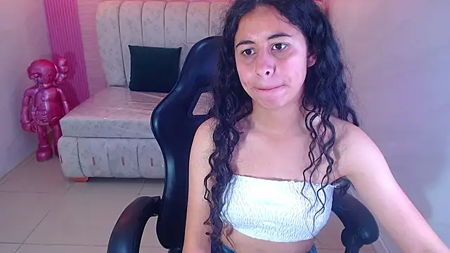 Snapshot of paris_sub1_ chatting on November 1, 2025, 12:54 pm paris sub1 online show from November 1, 2025, 12:54 pm