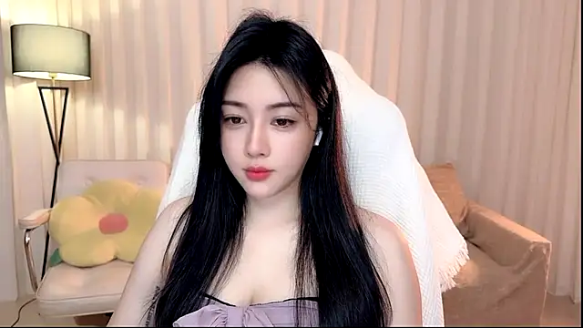 Snapshot of K-moumou chatting on June 19, 2026, 4:35 pm K-moumou online show from June 19, 2026, 4:35 pm