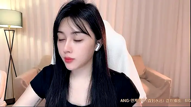 Snapshot of K-moumou chatting on June 24, 2026, 4:16 pm K-moumou online show from June 24, 2026, 4:16 pm