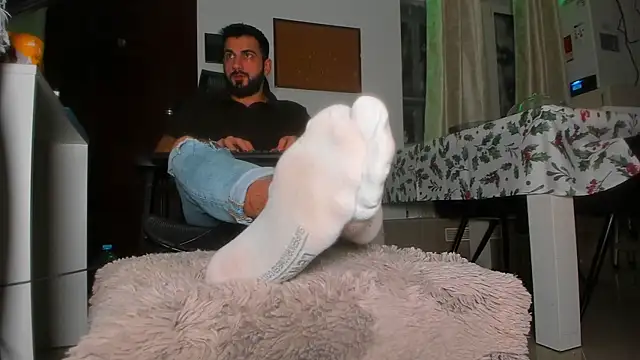 Snapshot of welcometo_hell chatting on November 30, 2025, 2:23 am welcometo hell online show from November 30, 2025, 2:23 am