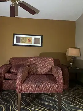 Snapshot of Backshort11 chatting on October 25, 2025, 3:56 pm Backshort11 online show from October 25, 2025, 3:56 pm