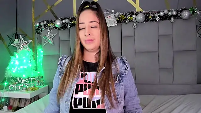 Snapshot of AliceSteel12 chatting on November 26, 2025, 11:16 pm AliceSteel12 online show from November 26, 2025, 11:16 pm