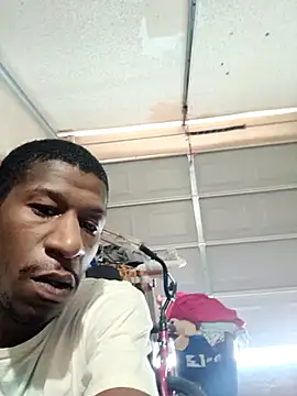 Snapshot of willywonka7793 chatting on March 10, 2025, 3:52 pm willywonka7793 online show from March 10, 2025, 3:52 pm