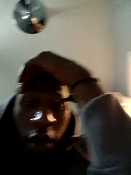 Snapshot of willywonka7793 chatting on December 15, 2024, 9:03 am willywonka7793 online show from December 15, 2024, 9:03 am