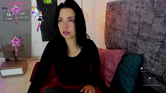 tatiana sc online show from October 27, 2025, 1:34 pm