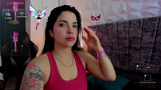 tatiana sc online show from October 28, 2025, 1:21 pm