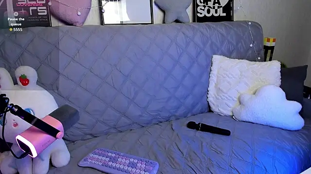 Snapshot of KittiMissi chatting on November 24, 2025, 2:50 pm KittiMissi online show from November 24, 2025, 2:50 pm